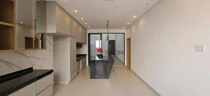 Casa térrea alto padrão com 149m², 3 quartos/suítes, à venda no Condomínio San Marco em Ri