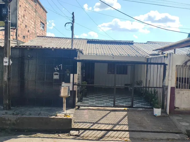Vendo Casa Bairro Lago Azul/Santa Etelvina com Título Definitivo do imóvel