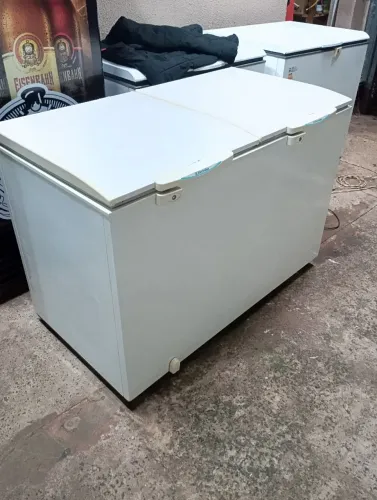 Freezer uma duas tampas