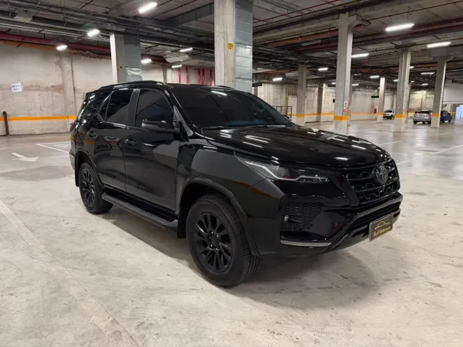 Toyota Hilux SW4 SRX 4X4 2.8 TDI 16V Dies. Aut. 2022