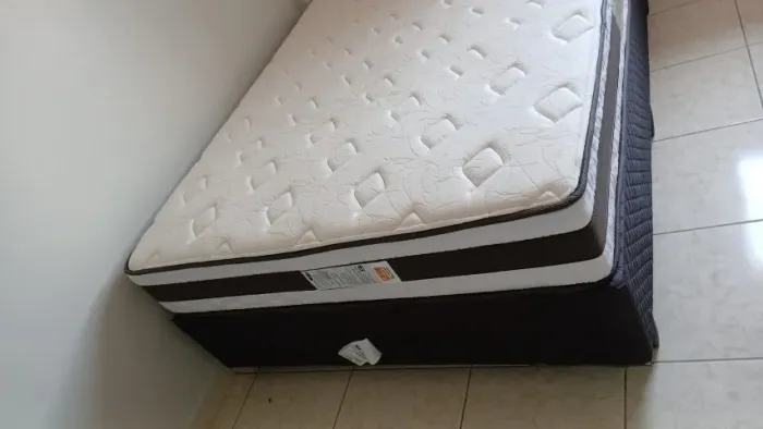 Cama box de solteiro