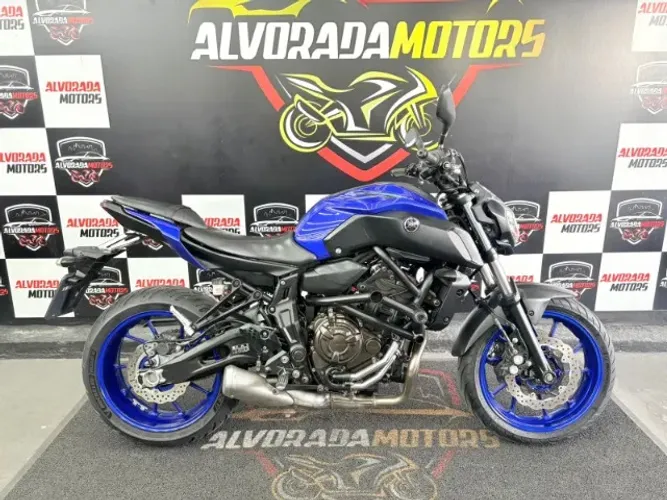 Mt 07 2023/2024 16.700 km. Emplacada e à pronta entrega
