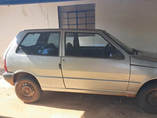 Fiat Uno Mille 1.0 Fire/ F.flex/ Economy 2P 2011