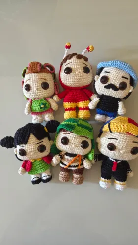 Boneco Turma do Chaves em crochê 