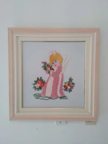 Quadro de Parede Anjinha Bordada