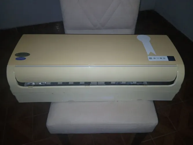Ar condicionado split da marca Carrier 9000 BTUs