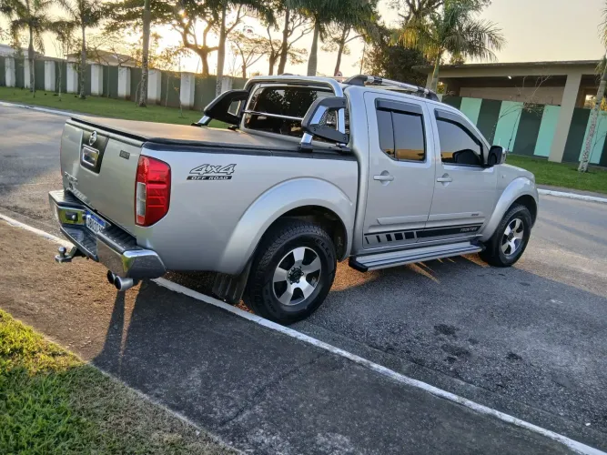 Nissan Frontier S CD 4X4 2.5 TB Diesel 2015