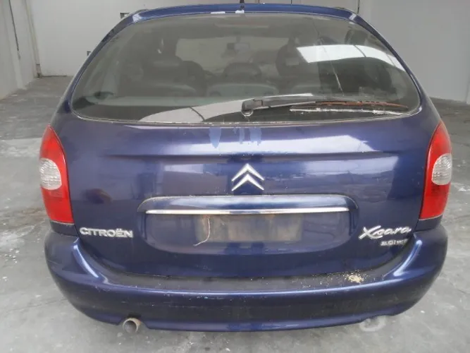 Tampa Traseira Xsara Picasso 2002 2003 2004 2005 2006 2007