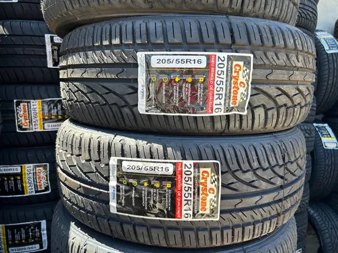 02 pneus 205/55/16 Crystone remolde novo 