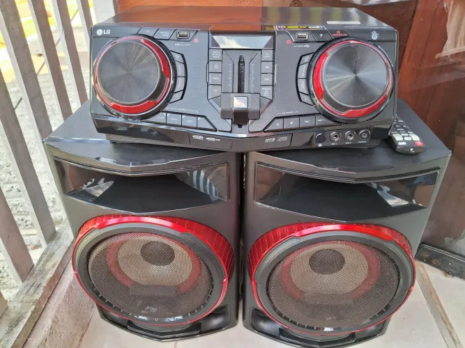 Som potente LG 1800W RMS