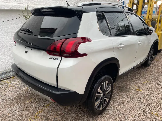 Sucata Peugeot 2008 Thp 2022 ( Peças )