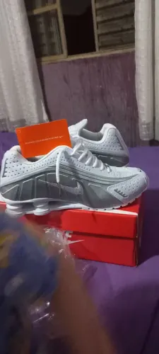 Tenis nike Shox R4  Premium AAA