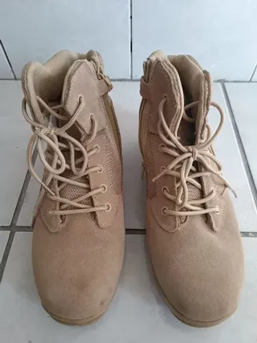 Bota militar 