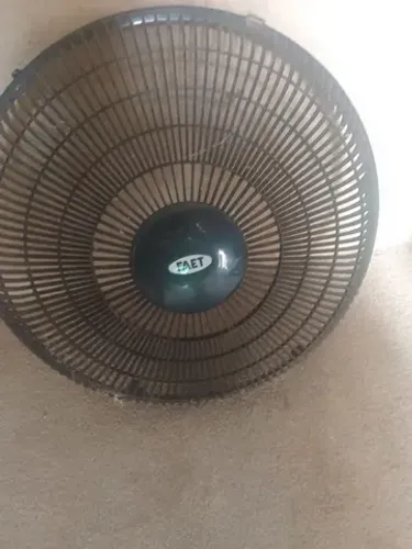 Grade dianteira de ventilador faé