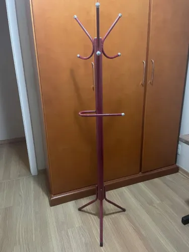 Cabideiro de chão