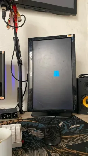 Realizo manutenção de computadores e faço montagem de computadores, faça seu orçamento ja