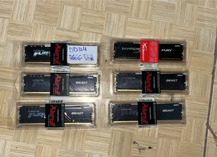 Memória RAM Kingston Fury DDR4 8GB 2666MHz KF426C16BB/8