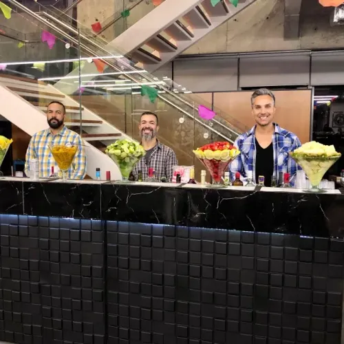 Bartender Profissional para Festas e Eventos em São Paulo | Bar de Drinks.