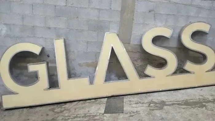 Placa Glass Luminosa de Inox (Aceitamos Cartões 3x ou 5% no dinheiro).