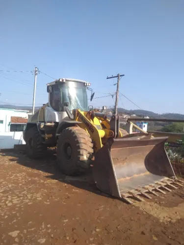 Carregadeira Liebherr 538 2014