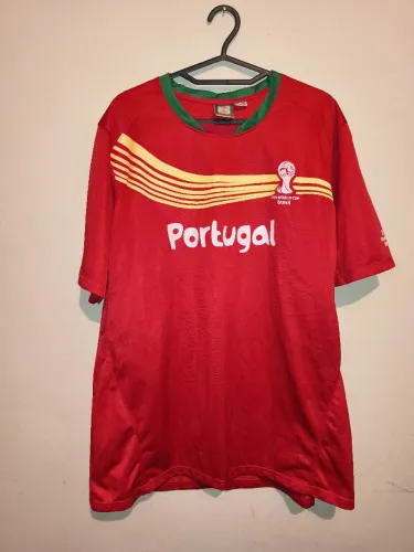 Camiseta Portugal - Copa do Mundo 14 feita em Bangladesh difícil de achar raridade 