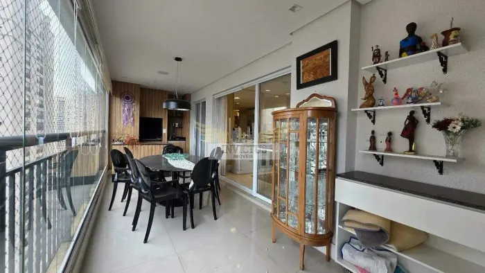 Apartamento com 3 Quartos no Condomínio Auge Home Resort para Comprar, 147m² - Centro, São