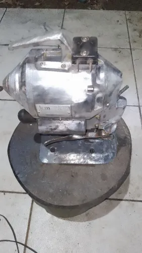 Máquina de corta tecido Elétrica Industrial KM