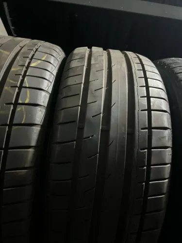 Pneu 215/55/17 Continental 93 % vida