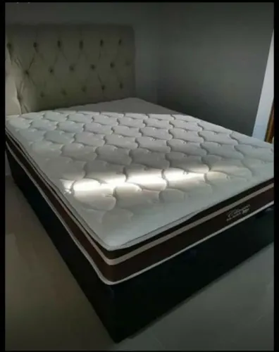 Cama Box Queen colchão molas ensacadas