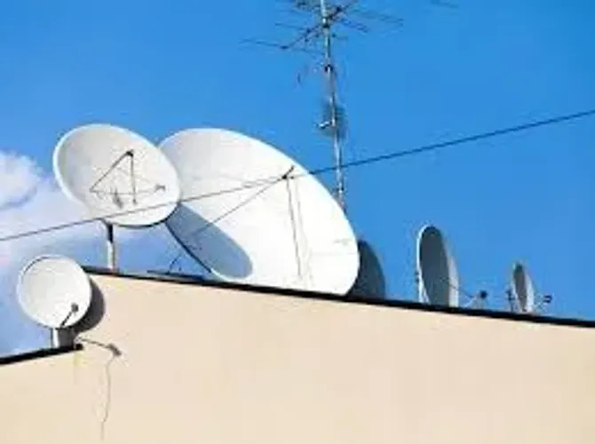 Antenista Técnico Manutenções em Sistemas de Antena Digital, Receptores, Sky, Claro Oi