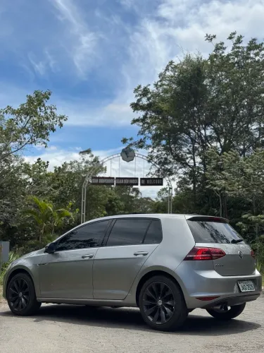 Volkswagen Golf Highline 1.4 TSI 140cv Aut. 2014