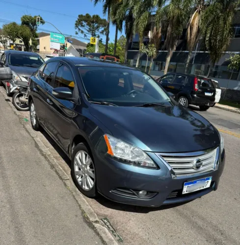 Nissan Sentra SL 2.0/ 2.0 Flex Fuel 16V Aut. 2016