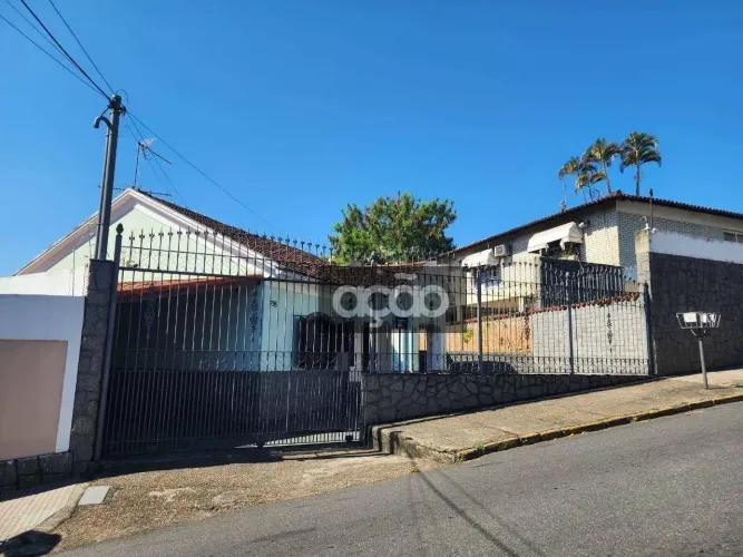 Casa com 2 dormitórios à venda, 61 m² por R$ 430.000,00 - Centro - Resende/RJ