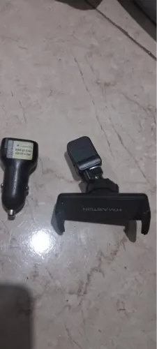 Suporte p/ celular e carregador veicular 