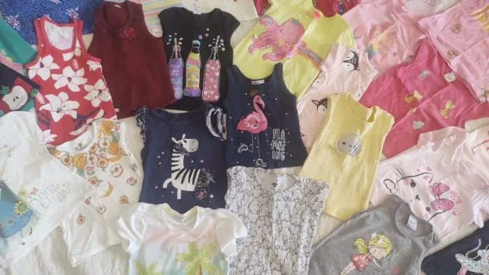 100 peças de roupas infantis de 1 a 4 anos menina
