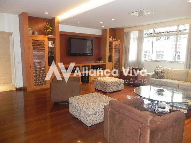 Laranjeiras | Cobertura 5 quartos, sendo 1 suite