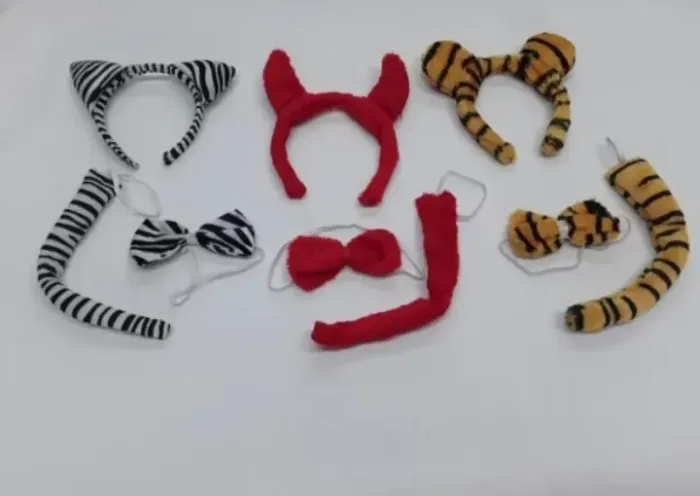 KIT TIARA DIVERSOS PERSONAGENS PARA FESTA DE HALLOWEEN ?