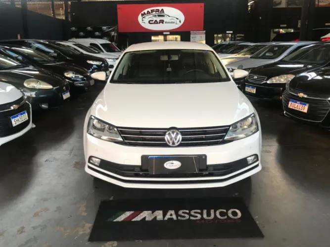 Volkswagen Jetta Highline TSI 2.0 8V 120cv Gasolina Tiptronic 2017