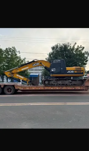 Alugamos máquinas pra Lipeza , fazemos açude, tanque e muito mais !