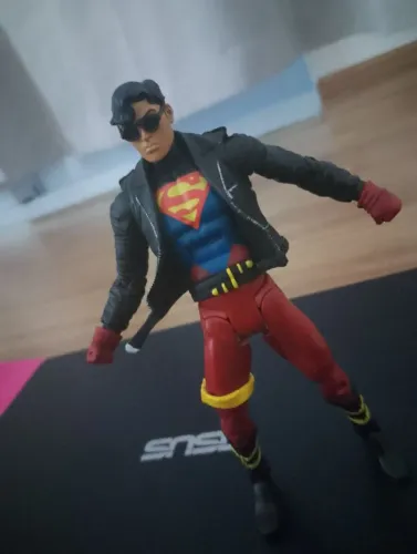 Superboy mattel - dc universe classics