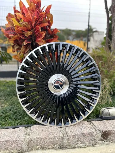 Jogo de Rodas Mercedes Maybach Preto Brilhante 5x112 - 22x9,5 Offset 30 