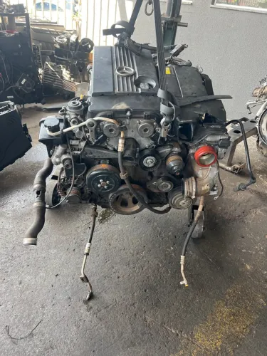 Motor parcial c180 2009 kompressor 
