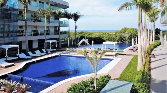 Cobertura no Oceanic Beachfront no Campeche