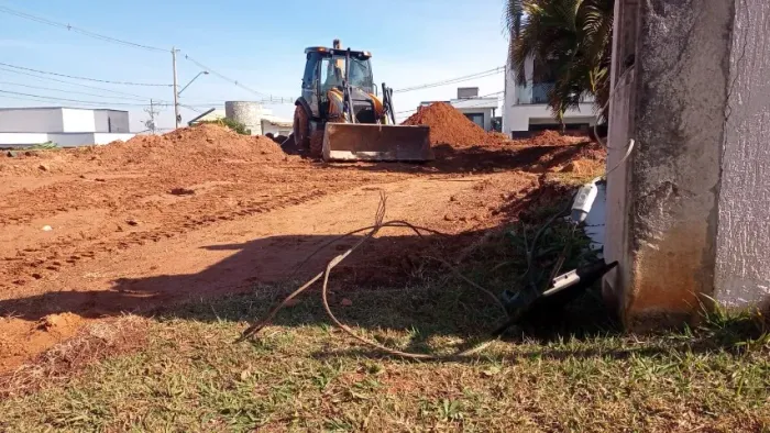 Terraplanagem e Demolição em Geral