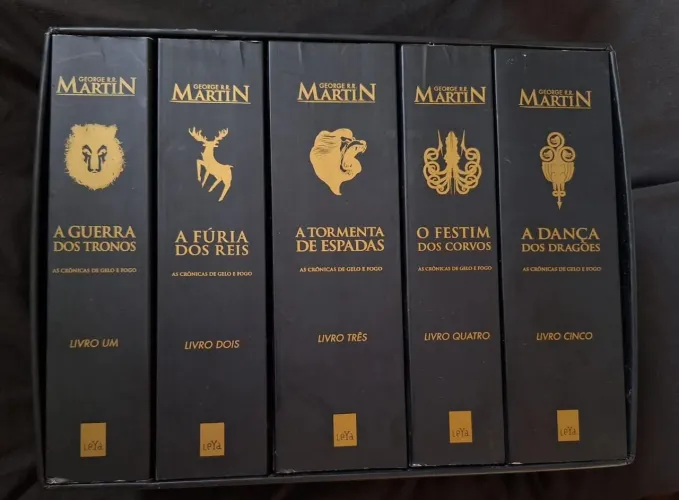 Box de livros: As Crônicas de Gelo e Fogo - 5 Volumes! Edição limitada