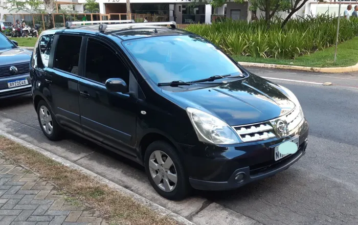 Nissan Livina SL 1.8 16V Flex Fuel Aut. 2010