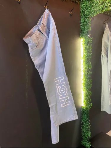 Calça Jeans HIGH - Estilo e Conforto Balão 