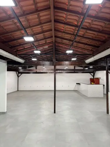 Excelente Oportunidade de Locação  Espaço Comercial Ideal para Restaurante no Centro da Gl