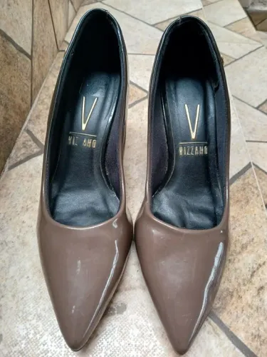 Sapatos de Salto Alto 7cm Marrom e preto dual collor), n 35 Vizzano