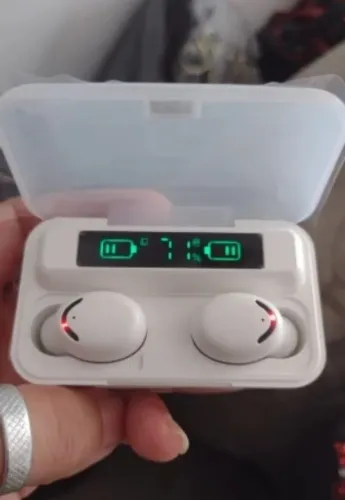 FONE BLUETOOTH COM CAIXA DE CARREGAMENTO. 